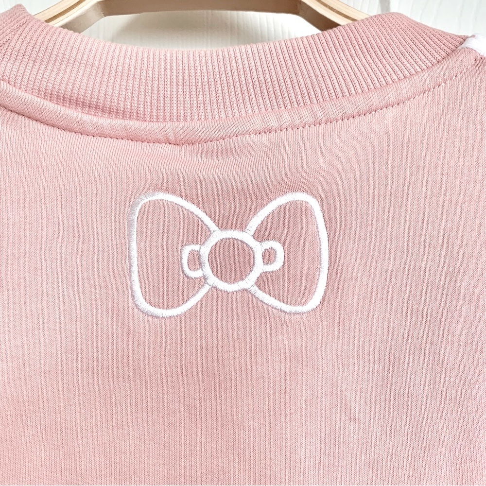 🎀 Hello Kitty x PUMA Pink White Text Graphic Sweatshirt - Picture 5 of 12